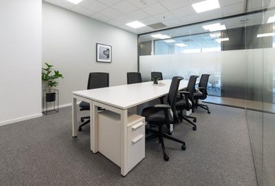 Acces la un spațiu de birou  pentru 10  în Regus Iulius Business Center
