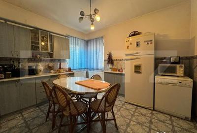 Casă cu 7 camere cu Teren 589 Mp în 1 Mai - 8