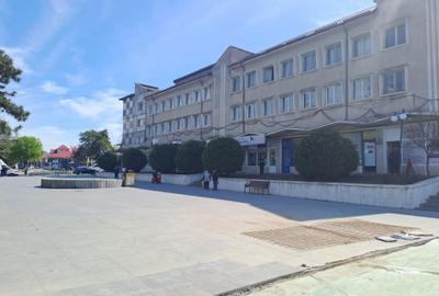 Spațiu comercial, de 320 mp, în Central - 5