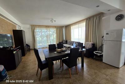 Apartament cu 3 camere decomandat în Central - 1