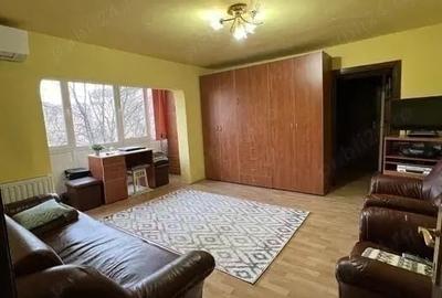 Apartament cu 3 camere semidecomandat în Aradului - 5