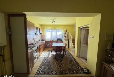 Casă cu 4 camere în Mănășturel - 4