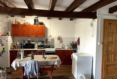 Casă cu 4 camere cu Teren 333 Mp în Mila 23 - 1