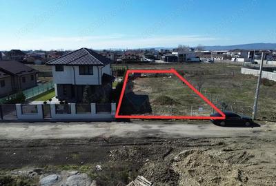 Teren de 561 mp, în Central - 5
