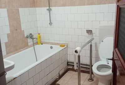 Casă cu 4 camere cu Teren 840 Mp în Central - 3