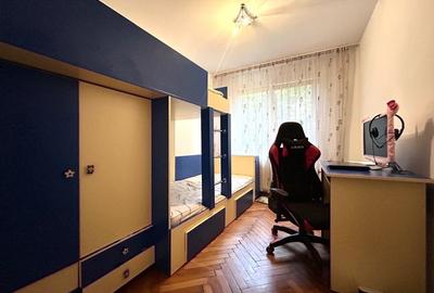 Apartament cu 3 camere semidecomandat, mobilat în P-ța Doina - 3