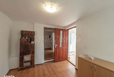 Casă cu 3 camere în Sintești - 11