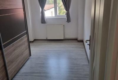 Apartament cu 3 camere semidecomandat în Central - 5