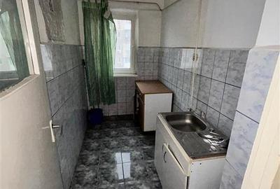 Apartament cu 2 camere semidecomandat în Viziru 3