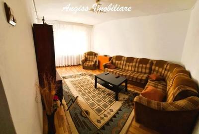 Apartament cu 3 camere decomandat în C5 - 3