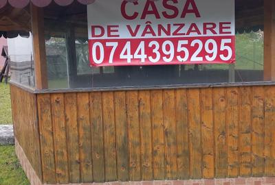 Casă cu 4 camere în Central - 4