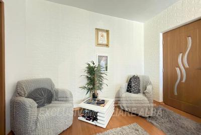 Apartament cu 2 camere semidecomandat, mobilat în Cetate - 2