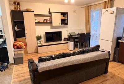 Apartament cu 2 camere semidecomandat, mobilat în 13 Decembrie - 20