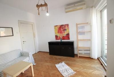 Apartament cu 2 camere semidecomandat, mobilat în Romană