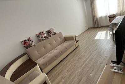 Apartament cu 3 camere decomandat în Runcu - 2