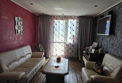 Apartament cu 4 camere decomandat în Central - 3