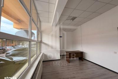 Spațiu comercial, de 25 mp, în Central