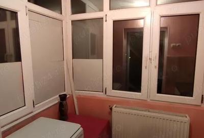 Garsonieră decomandată în Central - 7