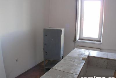 Spațiu comercial, de 400 mp, în Kogălniceanu