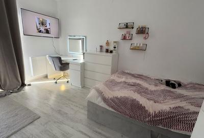 Casă cu 4 camere în Berceni - 1