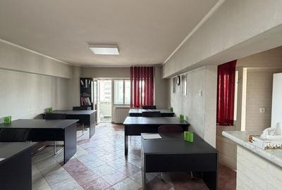 Spațiu comercial, de 88 mp, în Decebal - 4