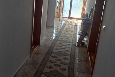Casă cu 5 camere cu Teren 395 Mp în Central - 5