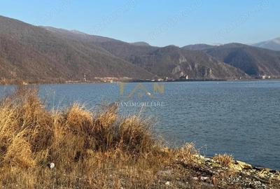 Teren de 690 mp, în Berzasca - 1