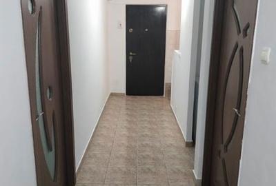 Apartament cu 2 camere decomandat în 13 Decembrie - 2