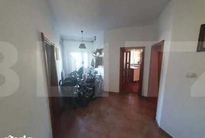 Casă cu 6 camere cu Teren 1600 Mp în Sânmihaiu Român - 14