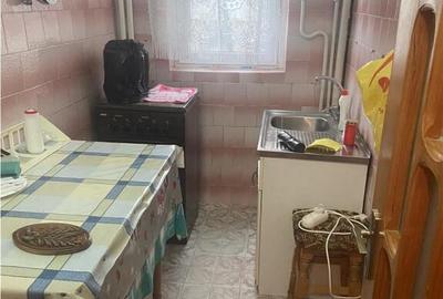 Apartament 3 camere , cartier Sud , et 3/4 , 56 mp , liber - 3