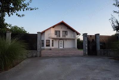 Casa de vanzare - Ineu, Jud arad - 1