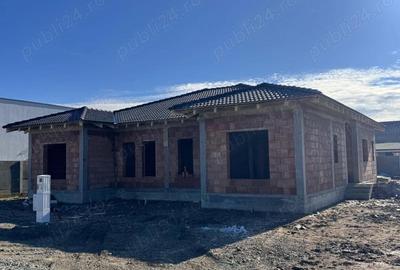 Casă cu 3 camere cu Teren 293 Mp în Urseni - 10