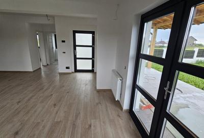 PAULESTI NOI - vila 2025, P+1 , ter 490 mp la 245000 euro PAULESTI NOI - vila 2025, P+1 , ter 490 mp la 245000 euro - 6