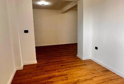 Vând apartament Promenada Moll - 8