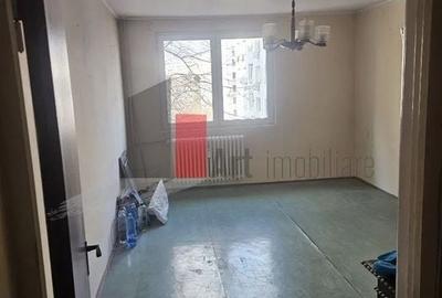 Apartament 3 camere Titan liceul Dante - 14