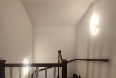 Casă cu 3 camere decomandat în Stupini - 3