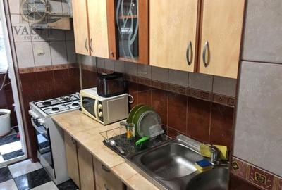 Apartament 4 camere - MOBILAT - zona APARATORII PATRIEI - 8