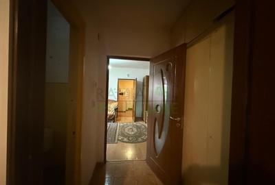 Apartament cu 2 camere semidecomandat în 13 Decembrie - 12