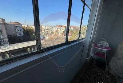 Apartament cu 3 camere decomandat în Sărari - 15