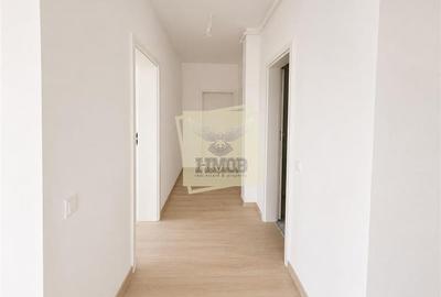 Penthouse cu 3 camere decomandat în Aeroport - 12