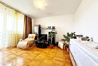 Apartament cu 2 camere decomandat în Port