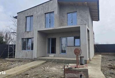 Casă cu 4 camere cu Teren 500 Mp în Rediu - 5