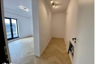 Apartament cu 4 camere în Central - 9