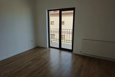 Vila 4 camere si mansarda,str GHIDIGENI,incalzir pardoseala,comision 0 - 2