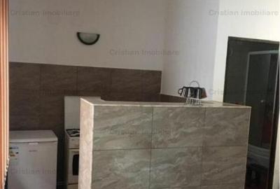 Casă cu 14 camere cu Teren 330 Mp în Central - 28