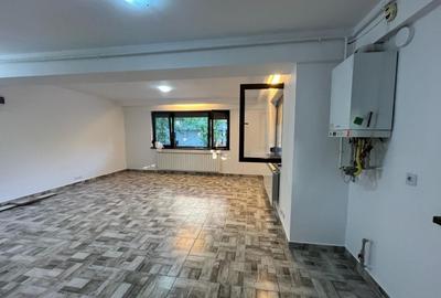 Apartament cu 3 camere semidecomandat în Bucureștii Noi - 4