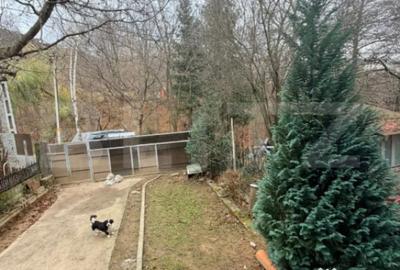 Casă cu 5 camere cu Canalizare în Central - 4