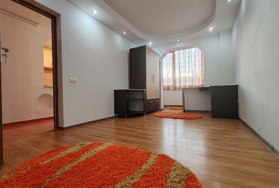 Garsonieră decomandată, mobilată în Astra - 16