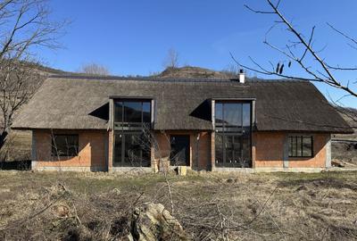 Casă cu 4 camere în Central - 6