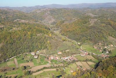 Teren Construcții intravilan de 19000 mp, în Brădățel